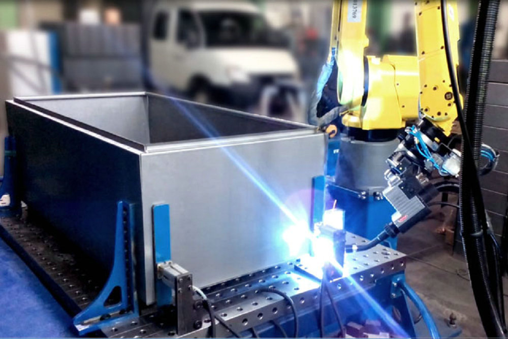 Robot laser welding