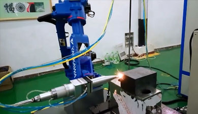 机械臂激光焊接视频